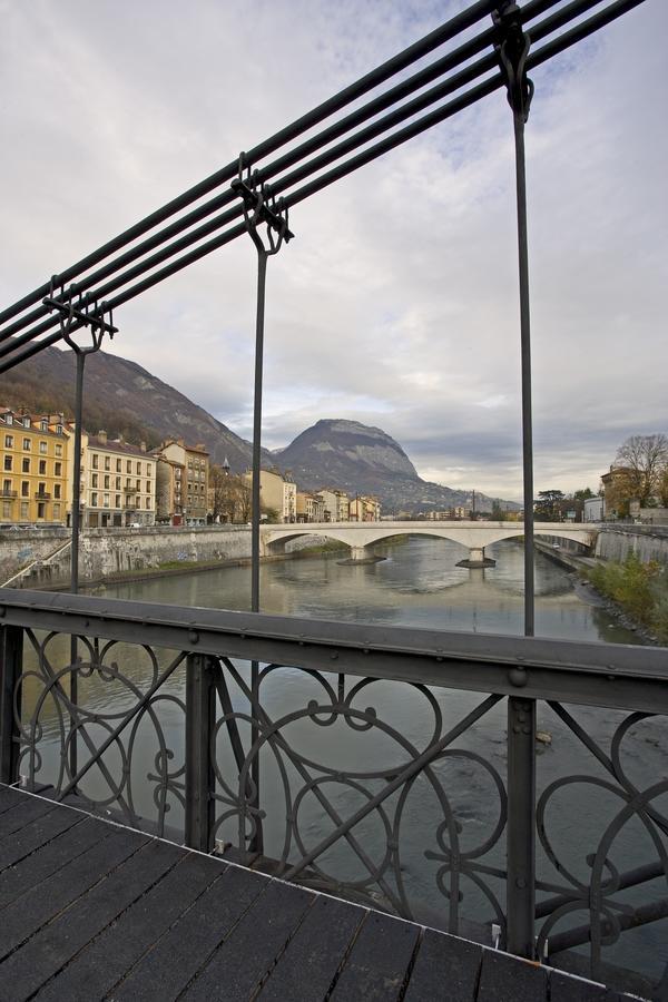 Hotelf1 Grenoble Universite Gières Dış mekan fotoğraf